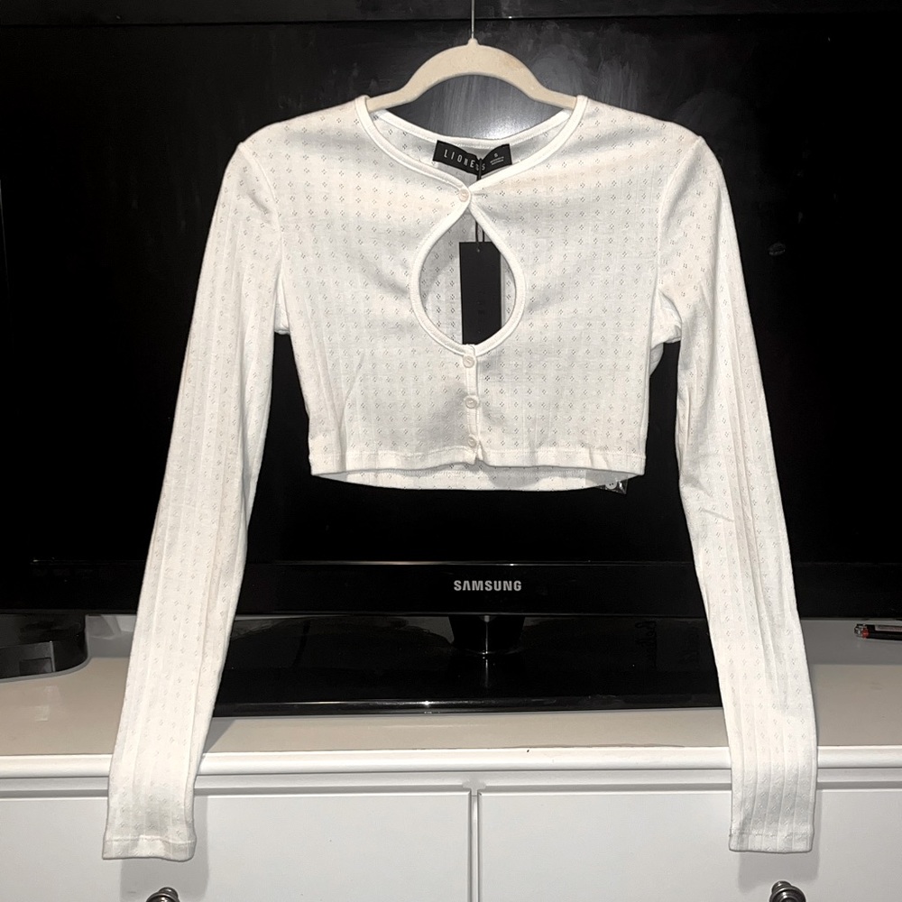 Small white peephole crop cardi